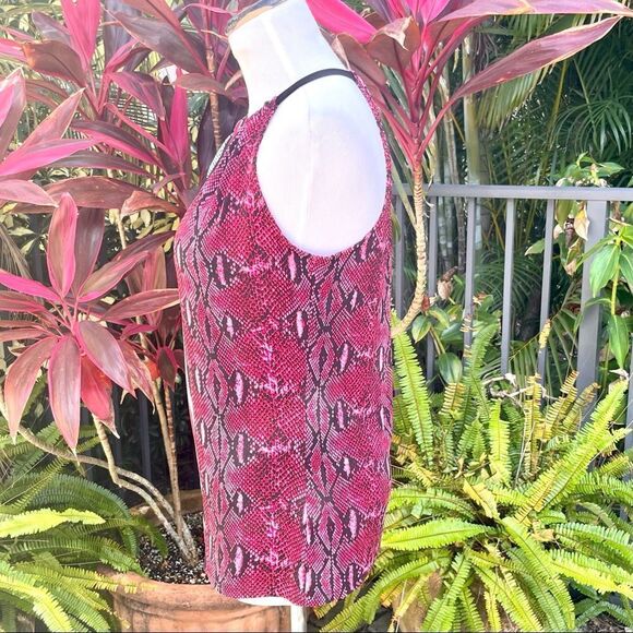 Michael Kors Pink Snakeskin Sleeveless Top - Picture 4 of 10